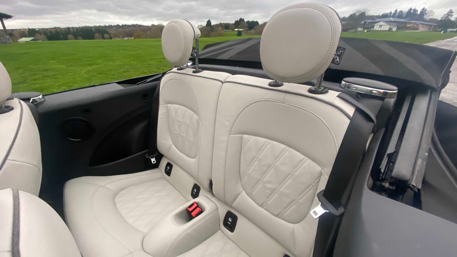 Used MINI Convertible 2022 for sale - 77076662: Photo 15