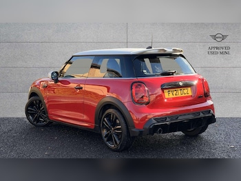 Used MINI Hatch 2021 for sale - 76442456: Photo