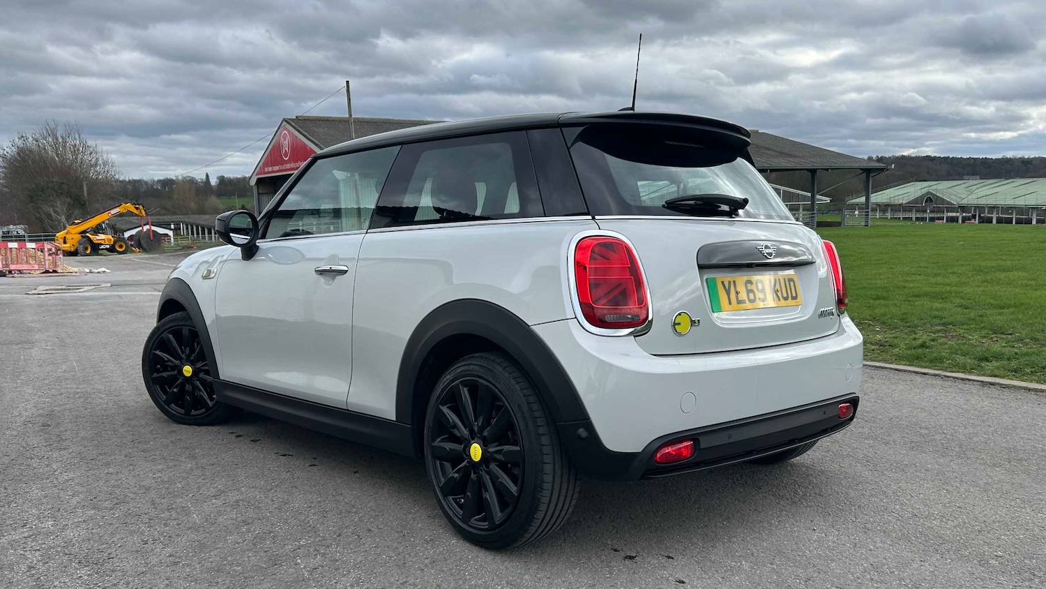 Used MINI Hatch for sale - 77827245: Photo 2