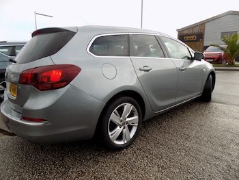 Used Vauxhall Astra 2013 for sale - 77013203: Photo