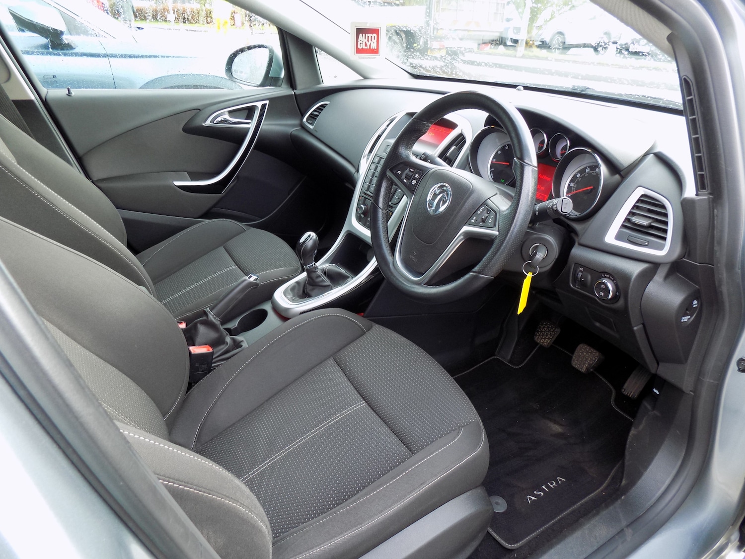 Used Vauxhall Astra 2013 for sale - 77013203: Photo 6