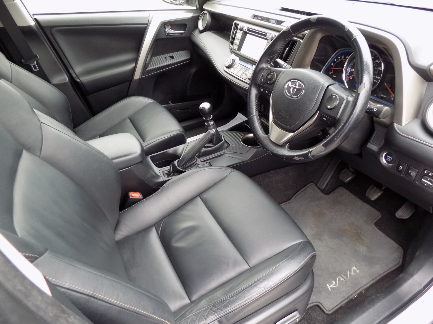 Used Toyota RAV4 2014 for sale - 76274265: Photo 10