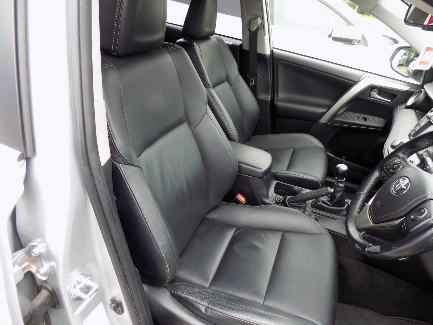 Used Toyota RAV4 2014 for sale - 76274265: Photo 9