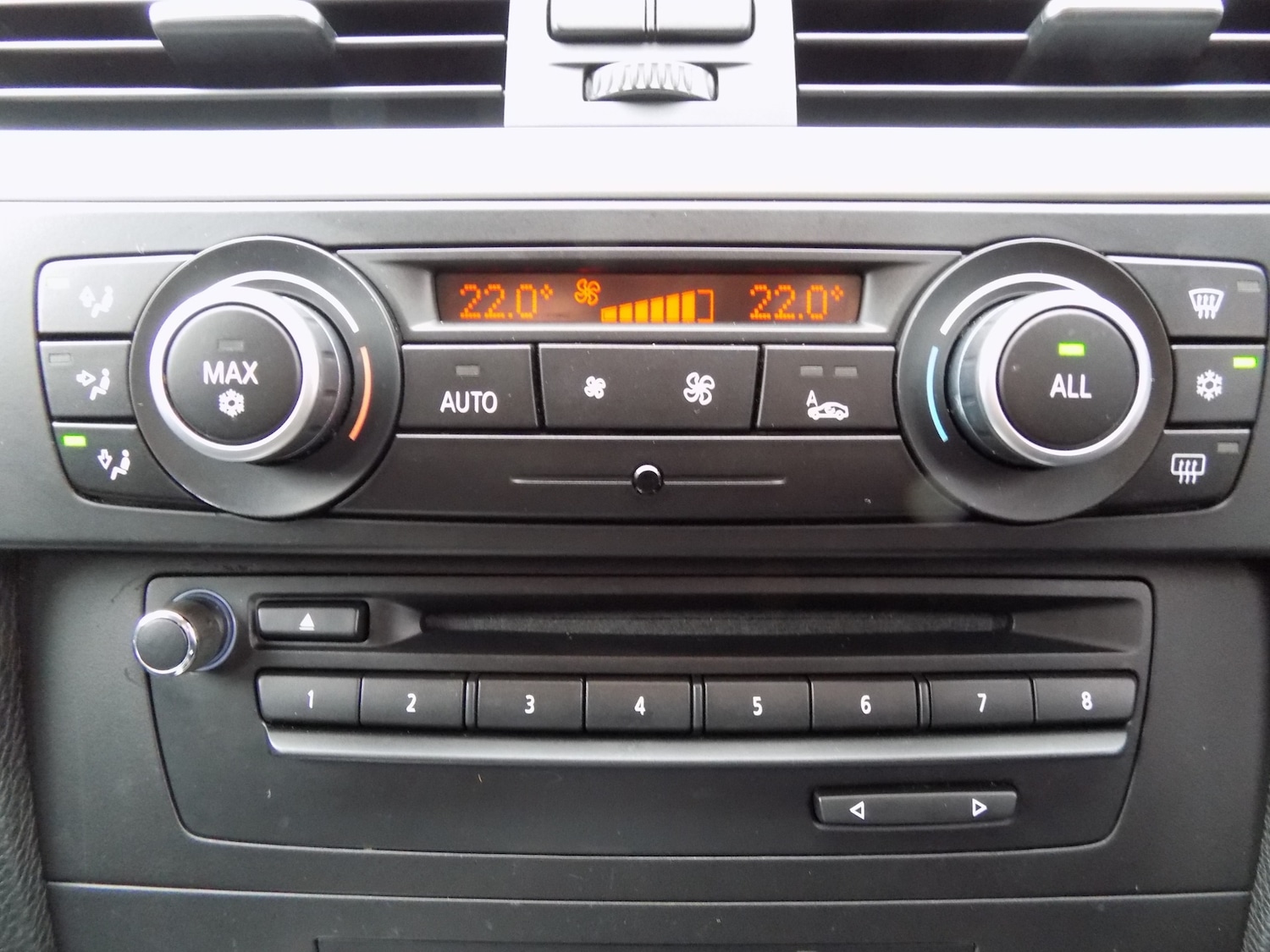 Used BMW 3 Series 2010 for sale - 76531145: Photo 12