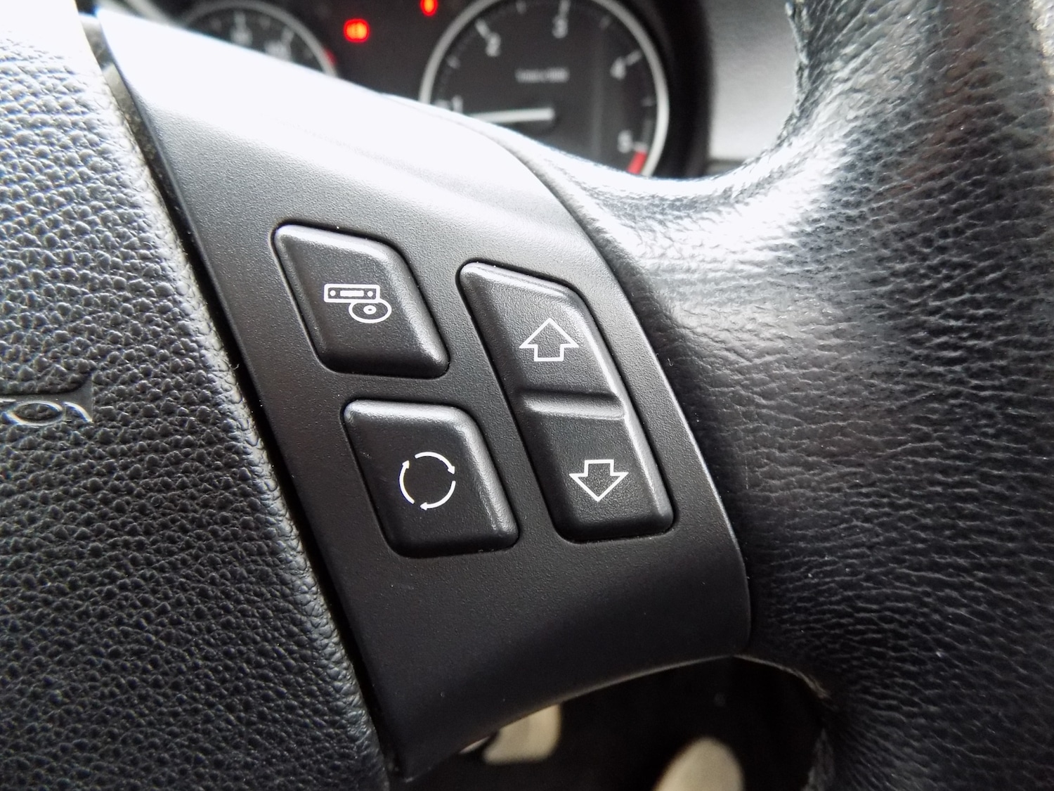 Used BMW 3 Series 2010 for sale - 76531145: Photo 17