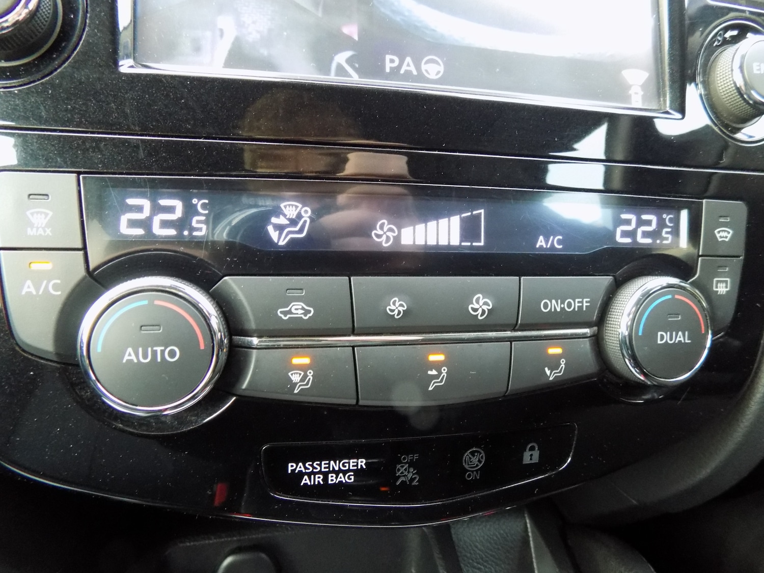 Used Nissan Qashqai 2014 for sale - 77025700: Photo 12