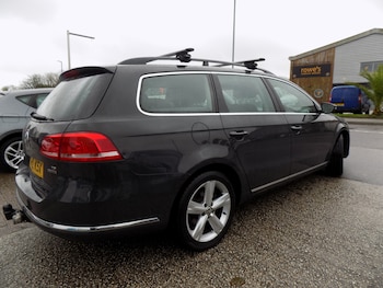 Used Volkswagen Passat 2012 for sale - 76531170: Photo