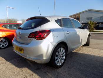 Used Vauxhall Astra 2013 for sale - 71896950: Photo