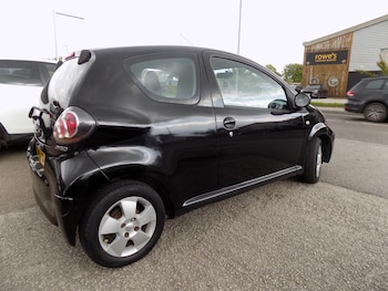Used Toyota AYGO 2009 for sale - 78438824: Photo