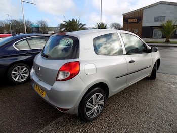 Used Renault Clio 2011 for sale - 77504386: Photo