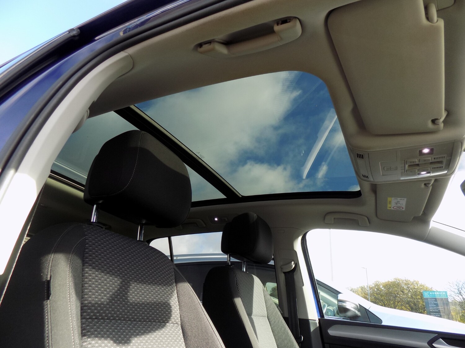 Used Volkswagen Touran 2018 for sale - 76222070: Photo 10