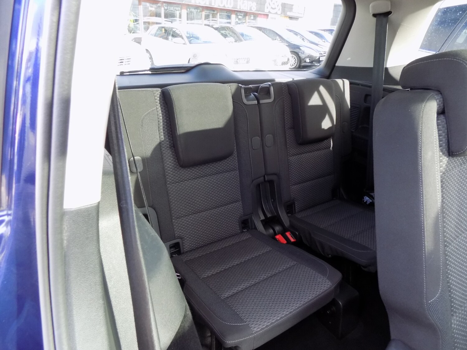 Used Volkswagen Touran 2018 for sale - 76222070: Photo 6