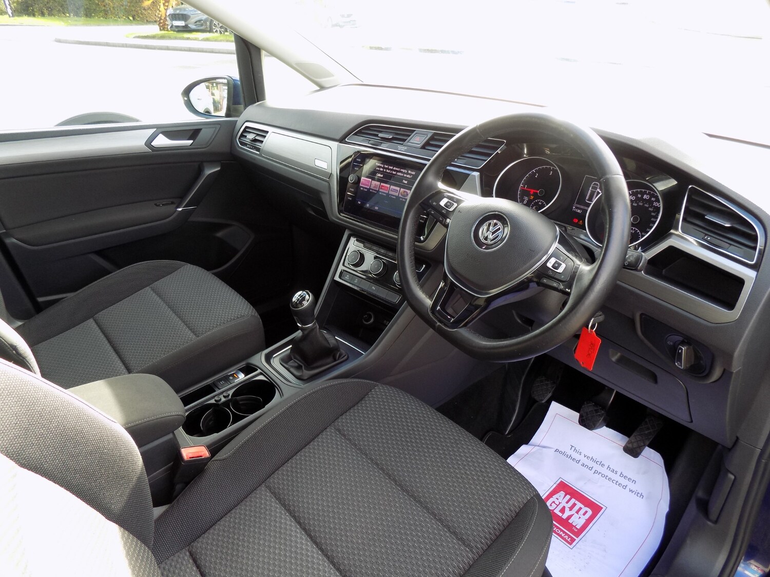 Used Volkswagen Touran 2018 for sale - 76222070: Photo 9