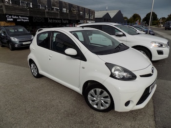 2012 (12) - 1.0 VVT-i Ice 5dr
