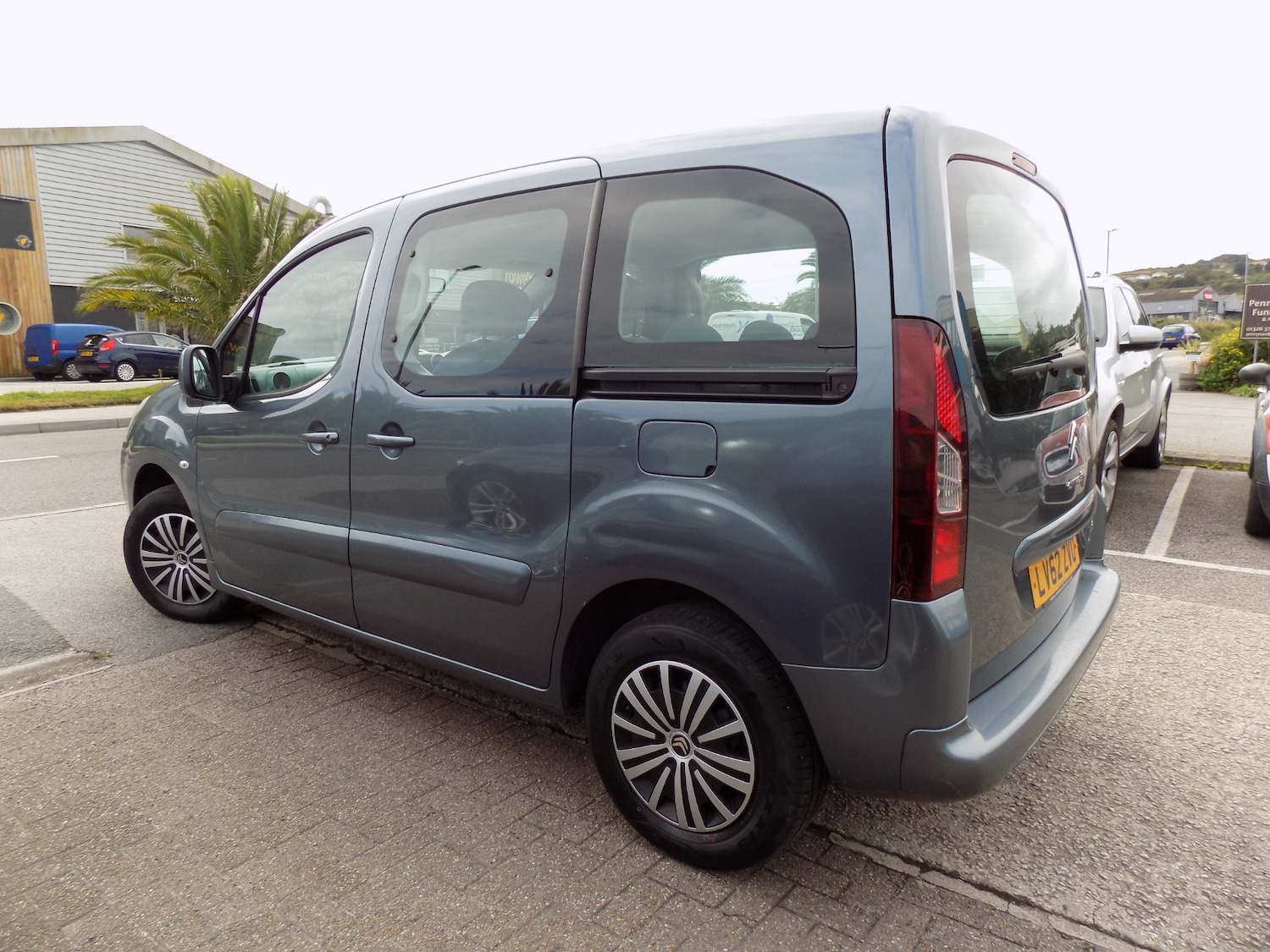 Vehicle 3