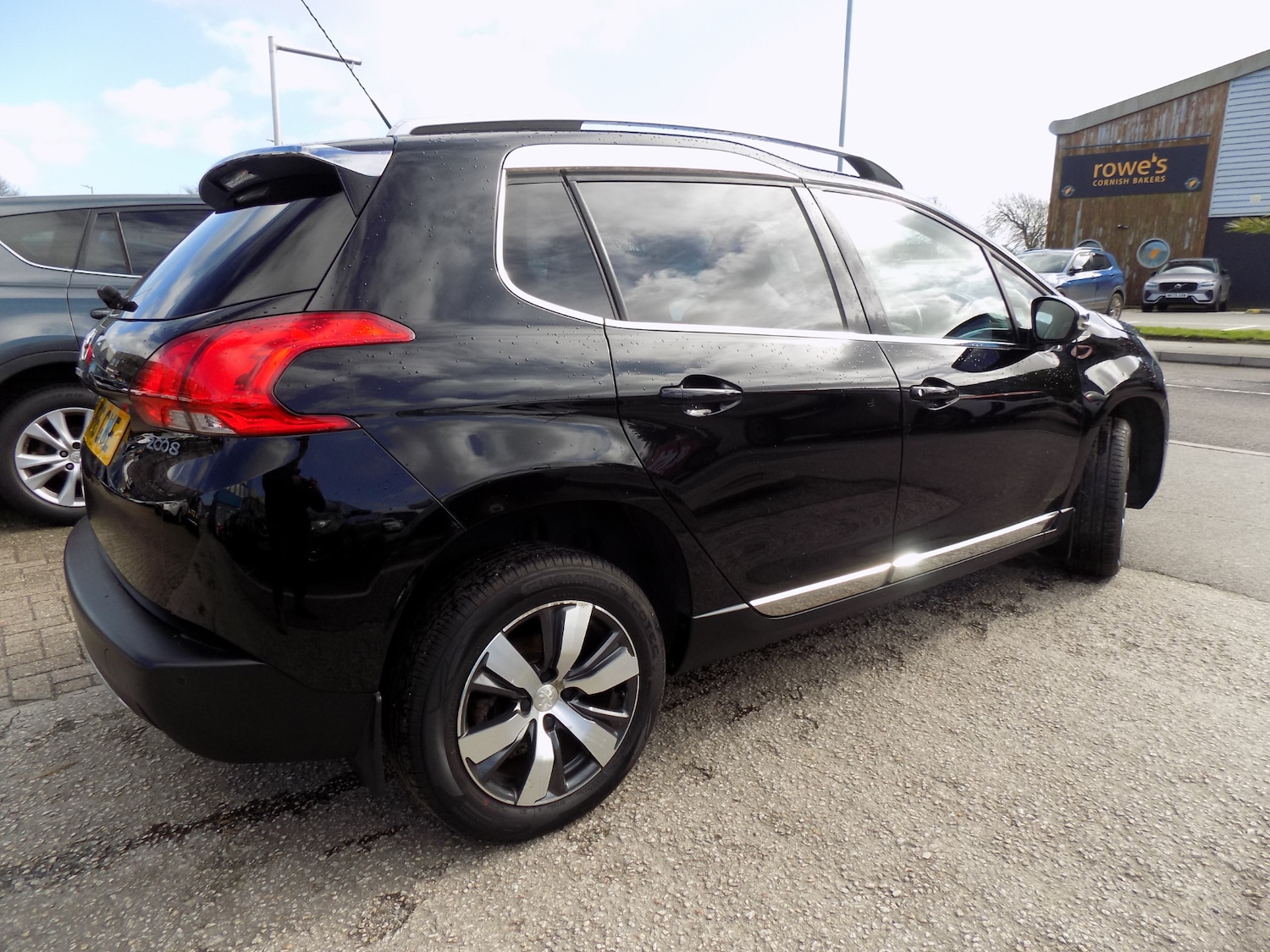 Used Peugeot 2008 2016 for sale - 77845084: Photo 4