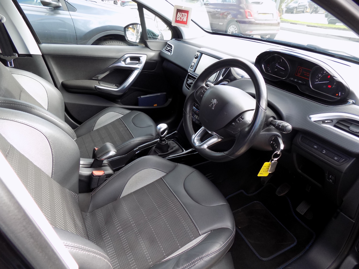 Used Peugeot 2008 2016 for sale - 77845084: Photo 6