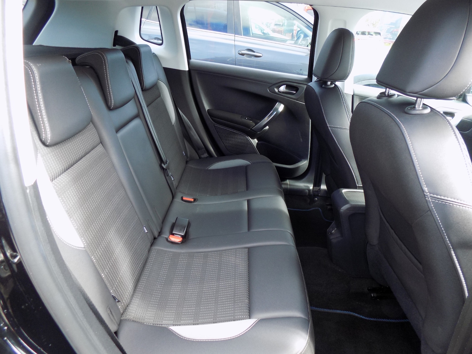 Used Peugeot 2008 2016 for sale - 77845084: Photo 8