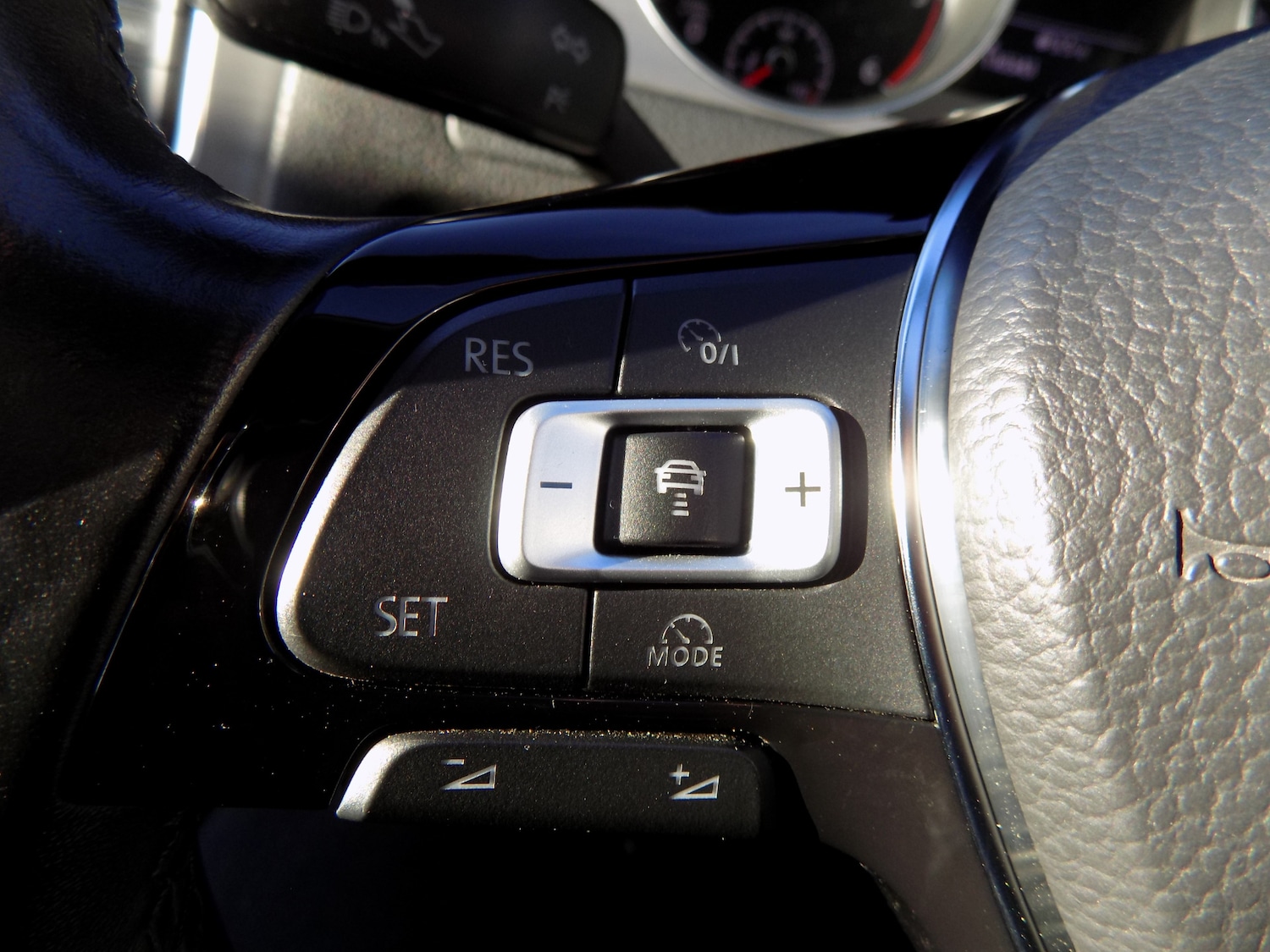 Used Volkswagen Golf 2014 for sale - 77025648: Photo 16