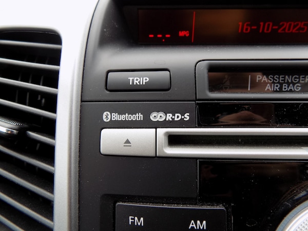 Used Kia Venga 2014 for sale - 76288674: Photo 10