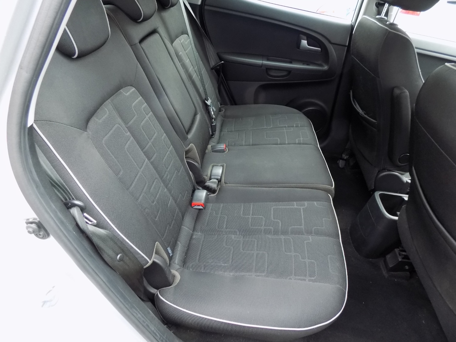 Used Kia Venga 2014 for sale - 76288674: Photo 11