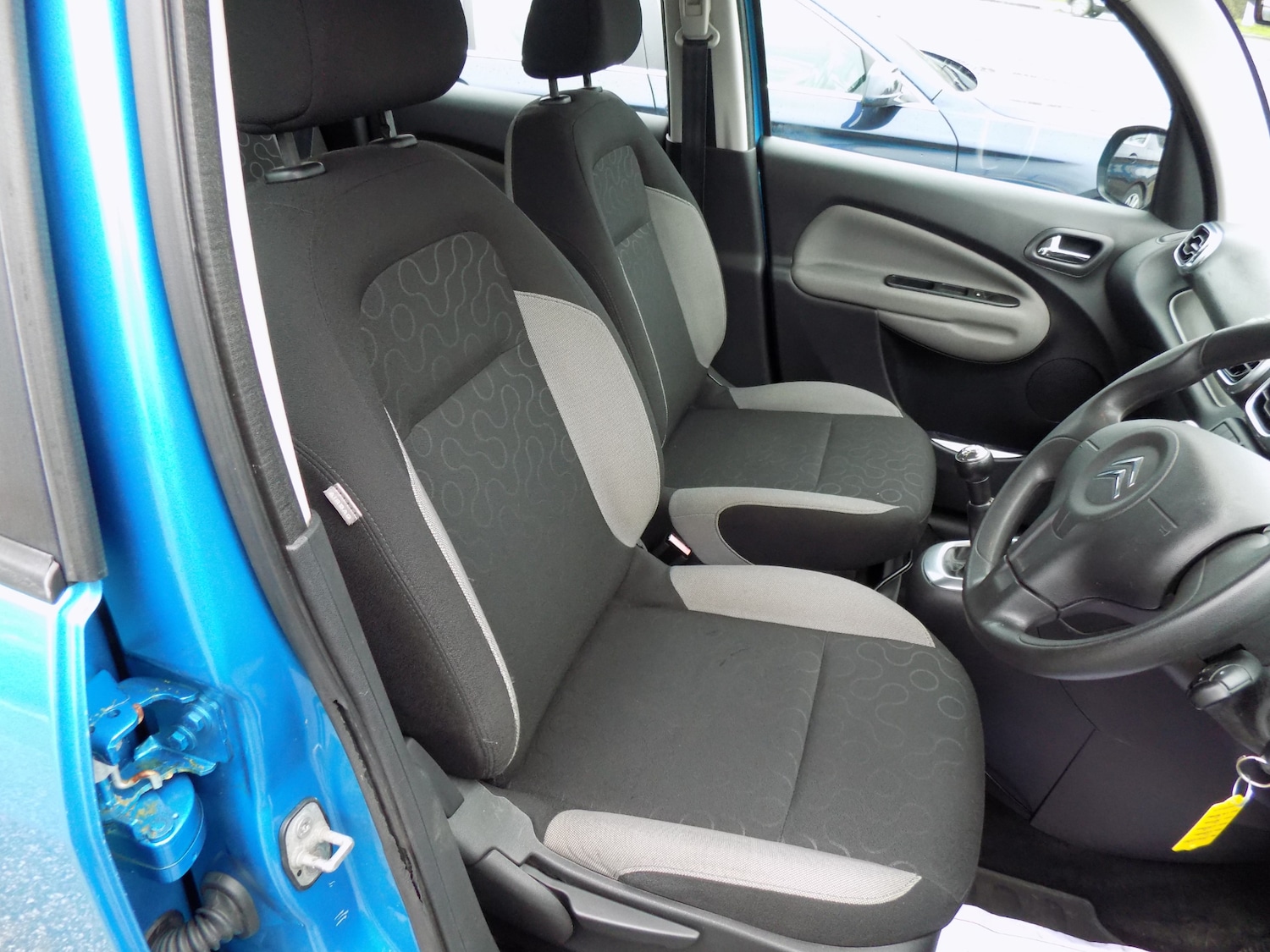 Used Citroen C3 Picasso 2010 for sale - 77011982: Photo 7