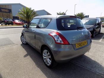 Used Suzuki Swift 2013 for sale - 79499920: Photo