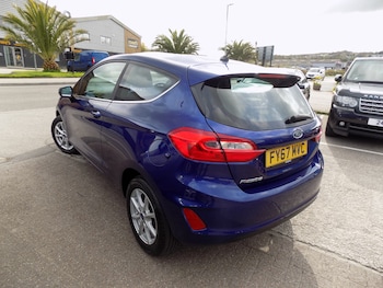 Used Ford Fiesta 2017 for sale - 78228020: Photo