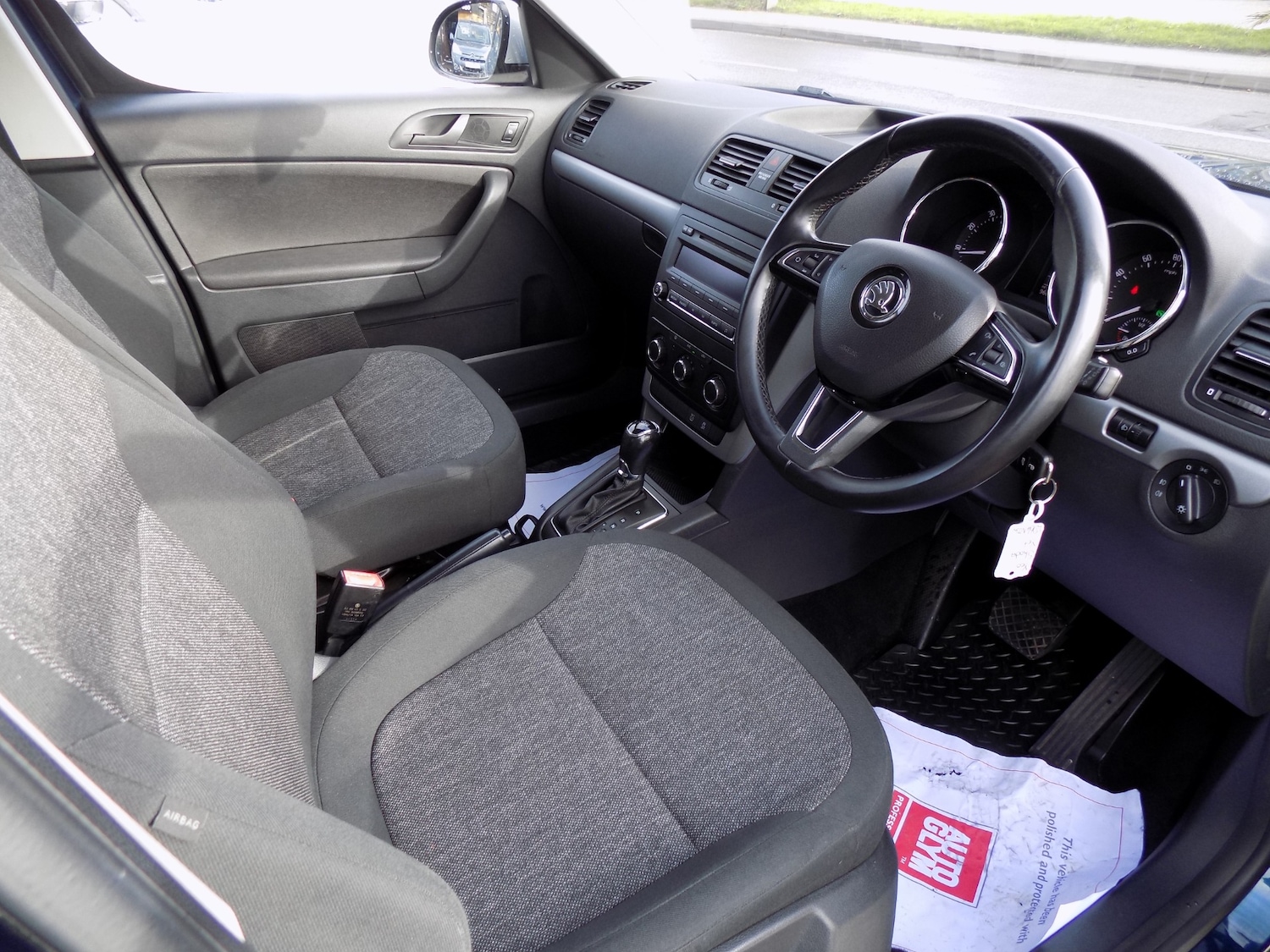 Used Skoda Yeti 2014 for sale - 75918748: Photo 8