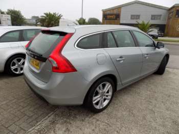Used Volvo V60 2010 for sale - 75095260: Photo