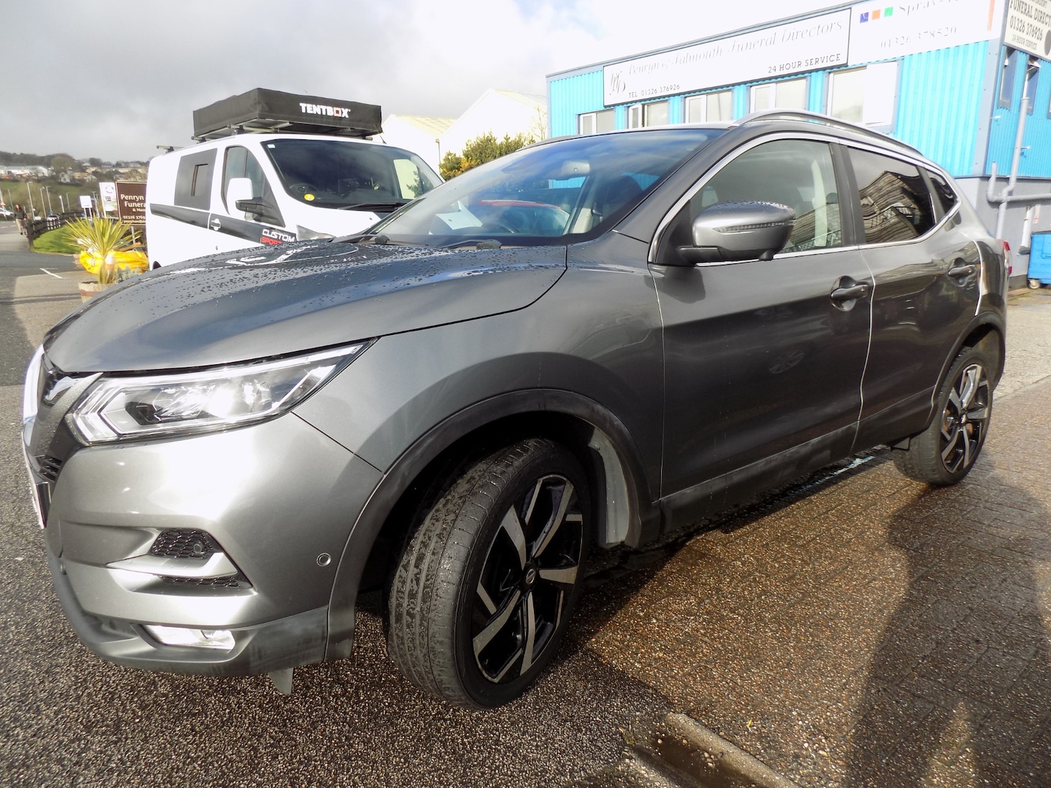 Used Nissan Qashqai 2018 for sale - 77460388: Photo 2