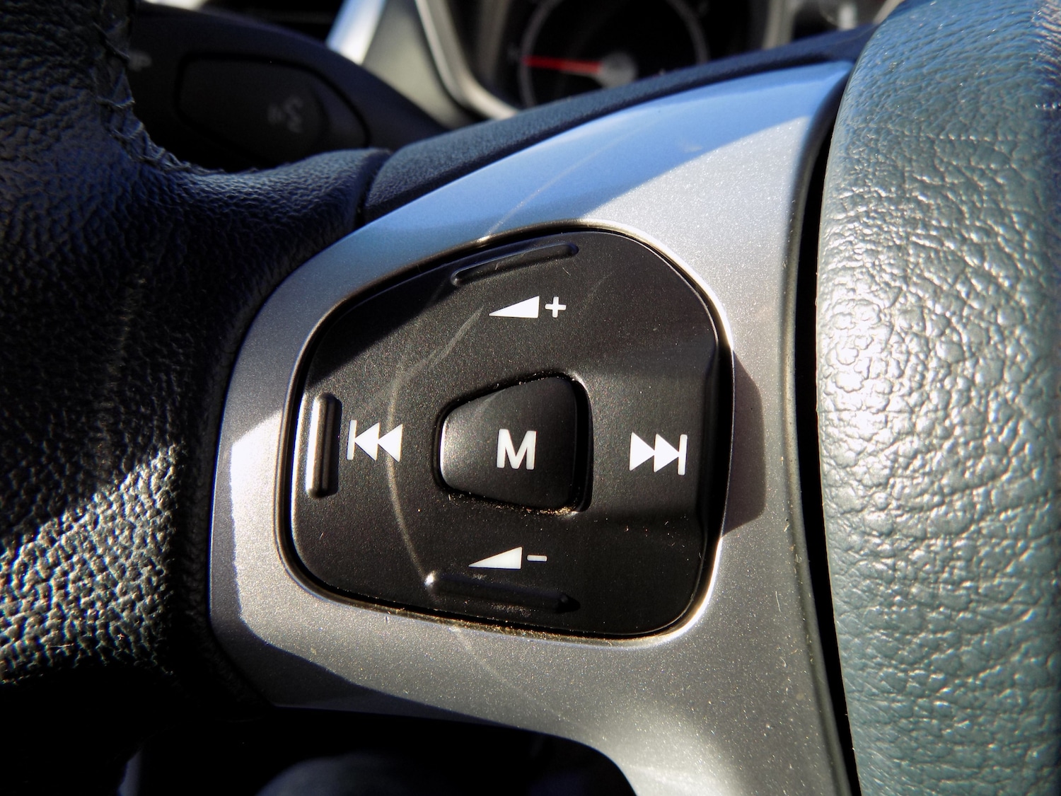 Used Ford Fiesta 2012 for sale - 76649786: Photo 14