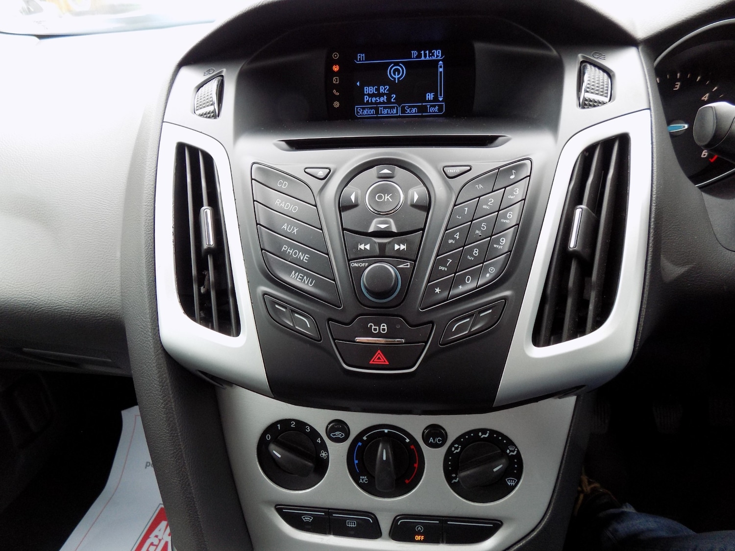 Used Ford Focus 2013 for sale - 76230878: Photo 10