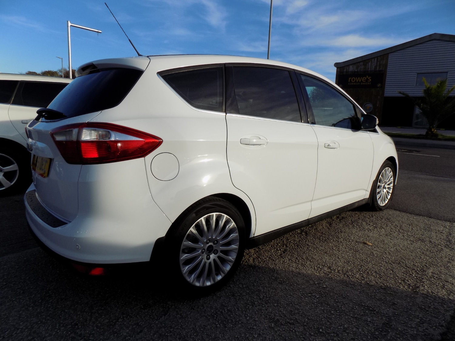 Used Ford C-Max 2015 for sale - 76382682: Photo 4