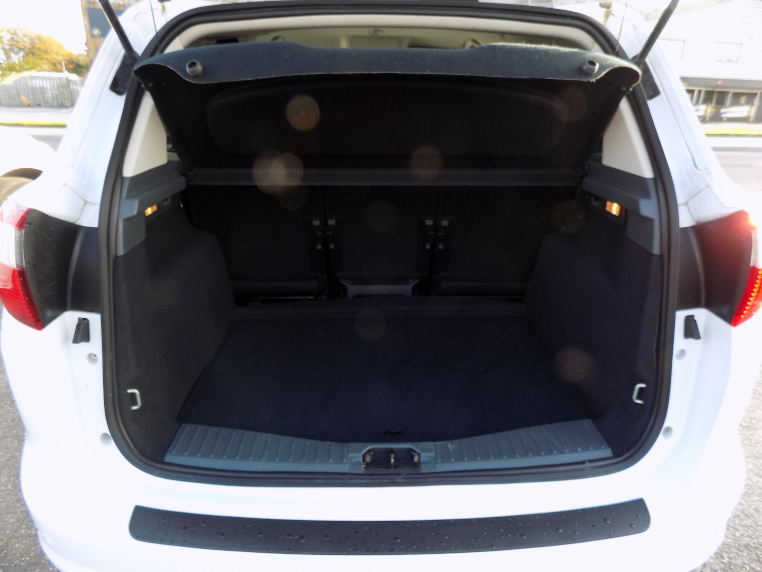 Used Ford C-Max 2015 for sale - 76382682: Photo 5