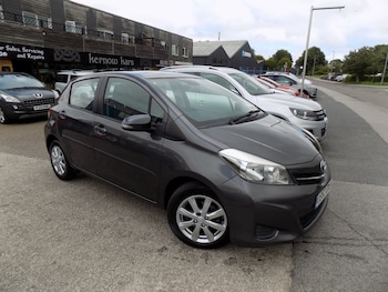 Used Toyota Yaris 2013 for sale - 78792327: Photo