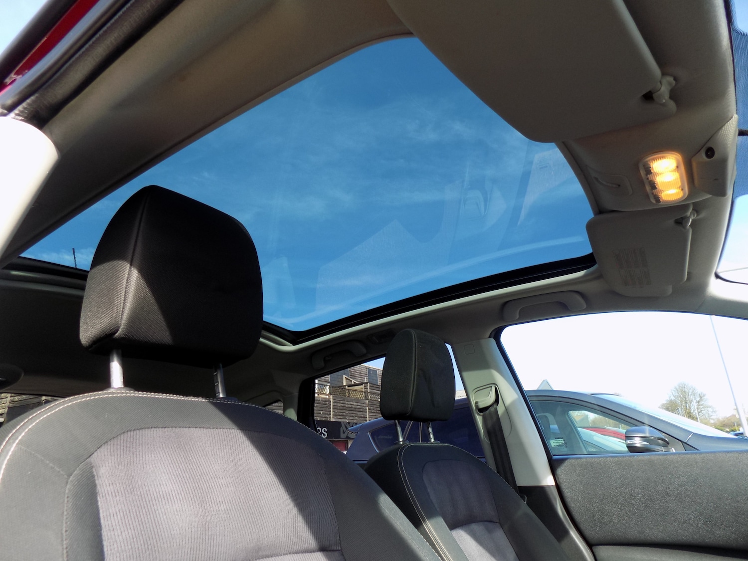 Used Nissan Qashqai 2012 for sale - 77975728: Photo 8