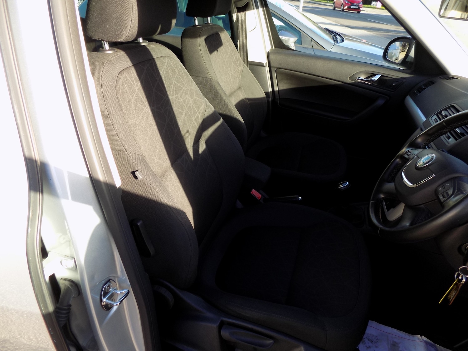 Used Skoda Yeti 2012 for sale - 76710444: Photo 8