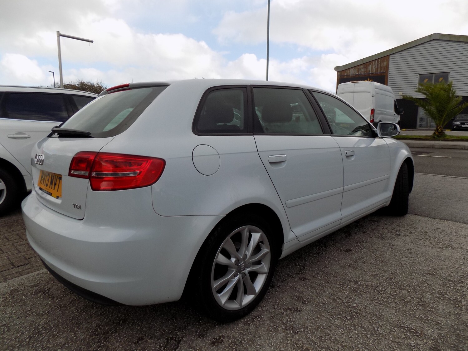 Used Audi A3 2013 for sale - 76299143: Photo 4