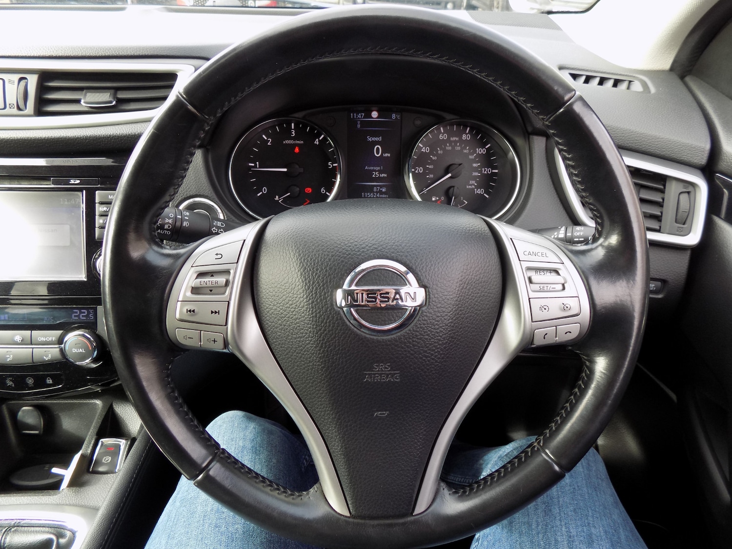 Used Nissan Qashqai 2015 for sale - 77593064: Photo 10