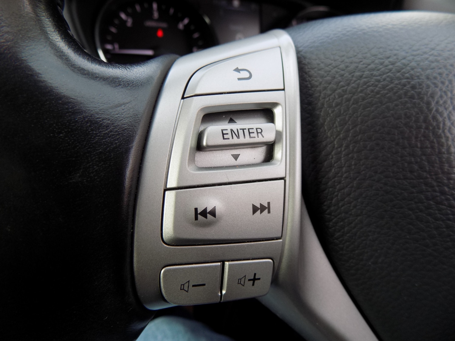 Used Nissan Qashqai 2015 for sale - 77593064: Photo 15