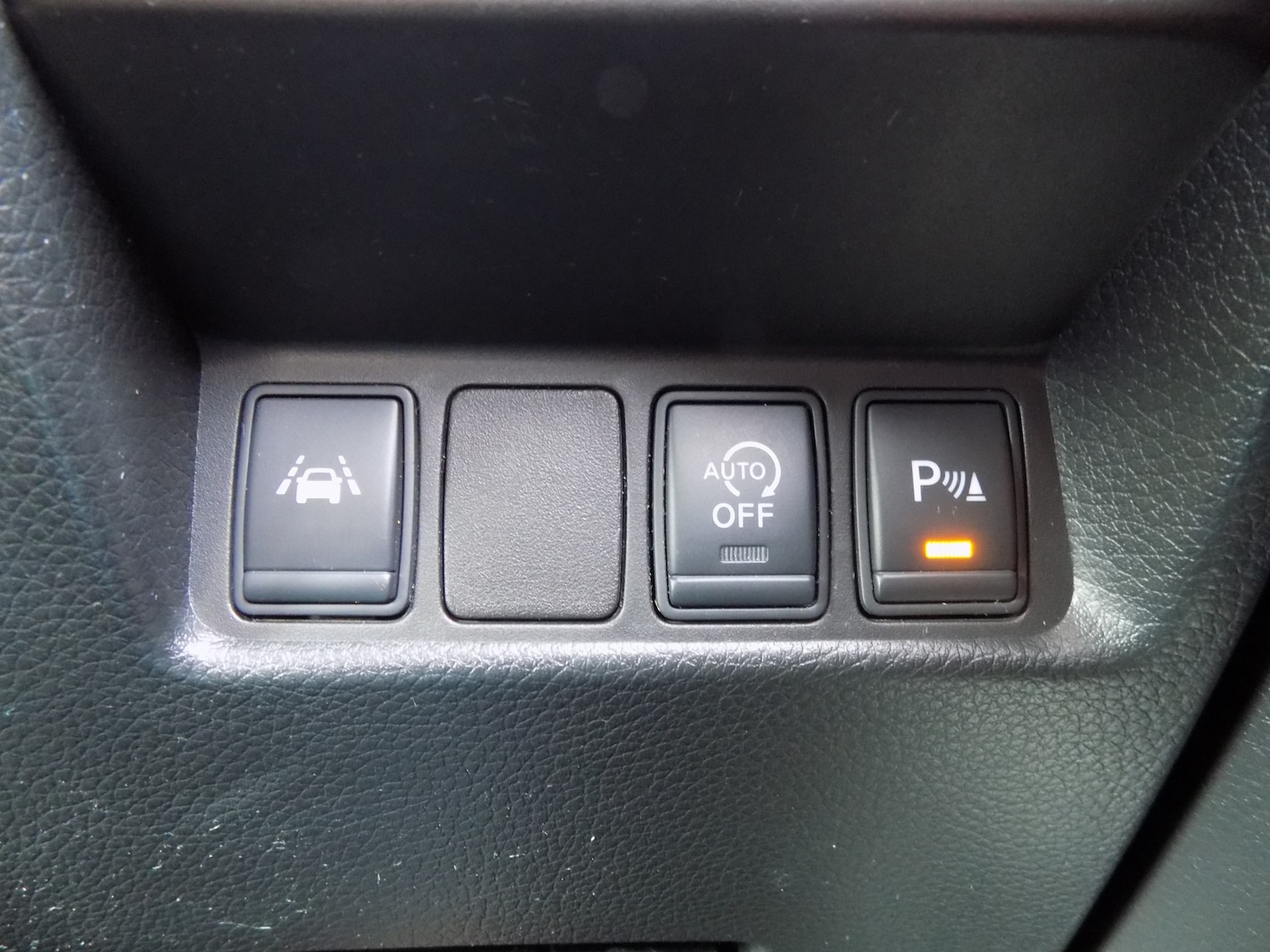 Used Nissan Qashqai 2015 for sale - 77593064: Photo 17