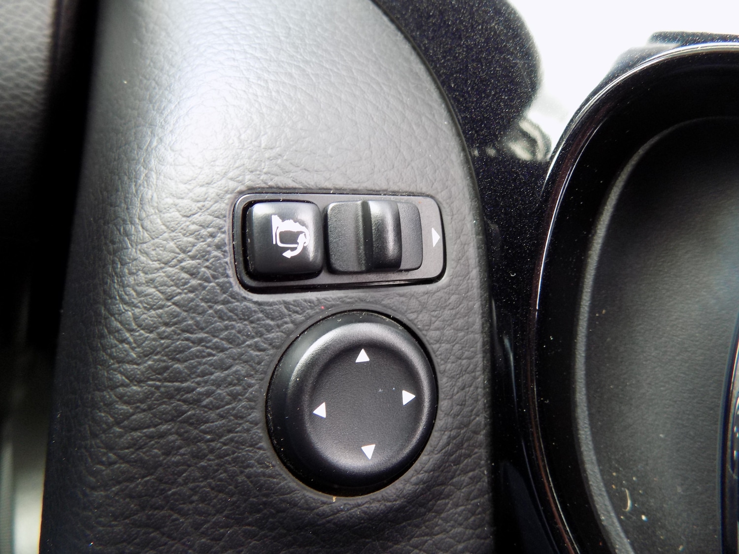 Used Nissan Qashqai 2015 for sale - 77593064: Photo 18