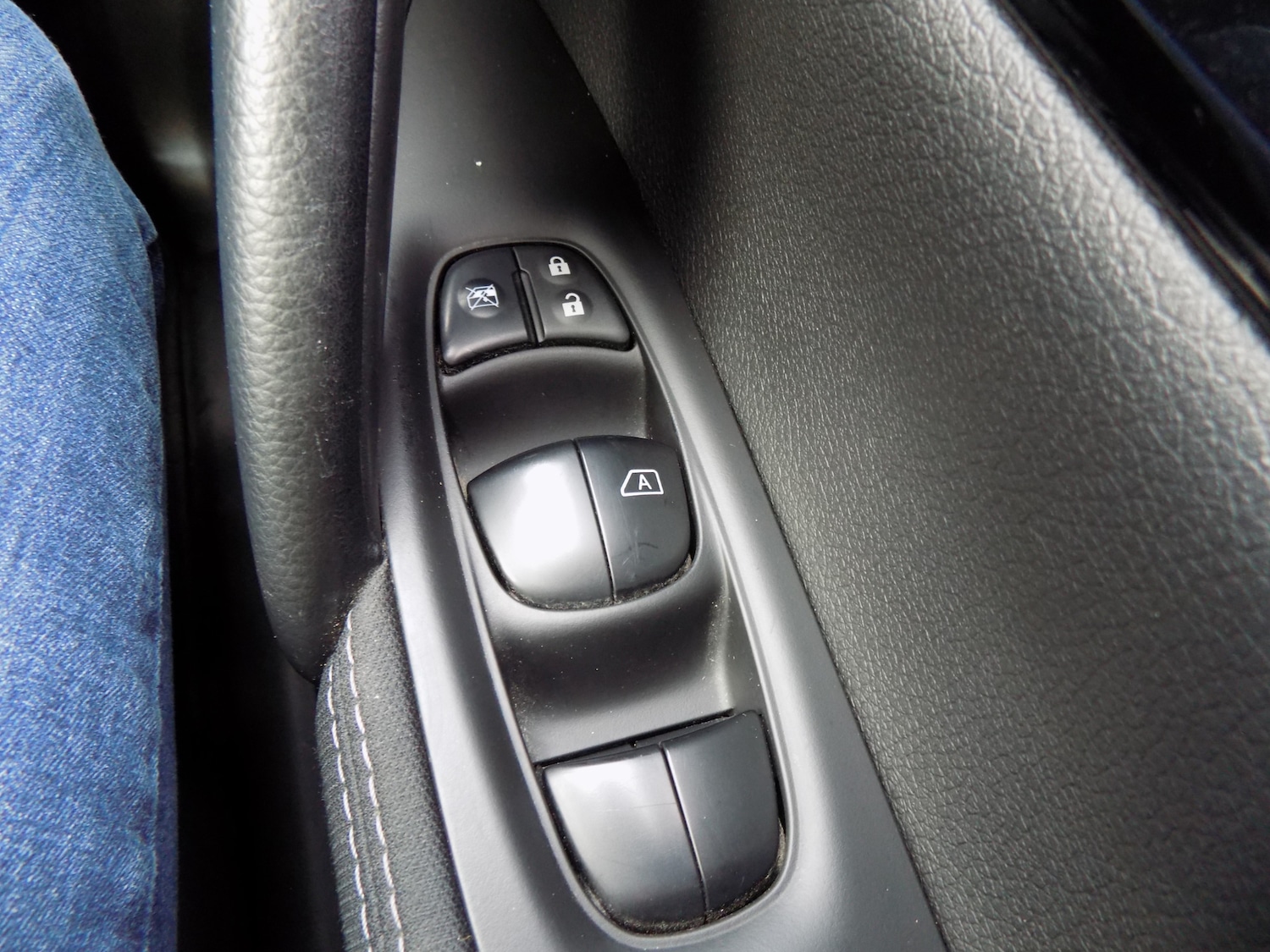 Used Nissan Qashqai 2015 for sale - 77593064: Photo 19