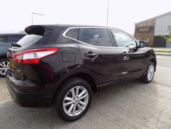 Used Nissan Qashqai 2015 for sale - 77593064: Photo