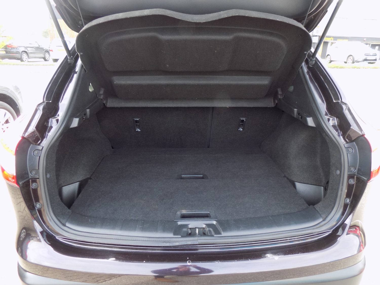 Used Nissan Qashqai 2015 for sale - 77593064: Photo 5