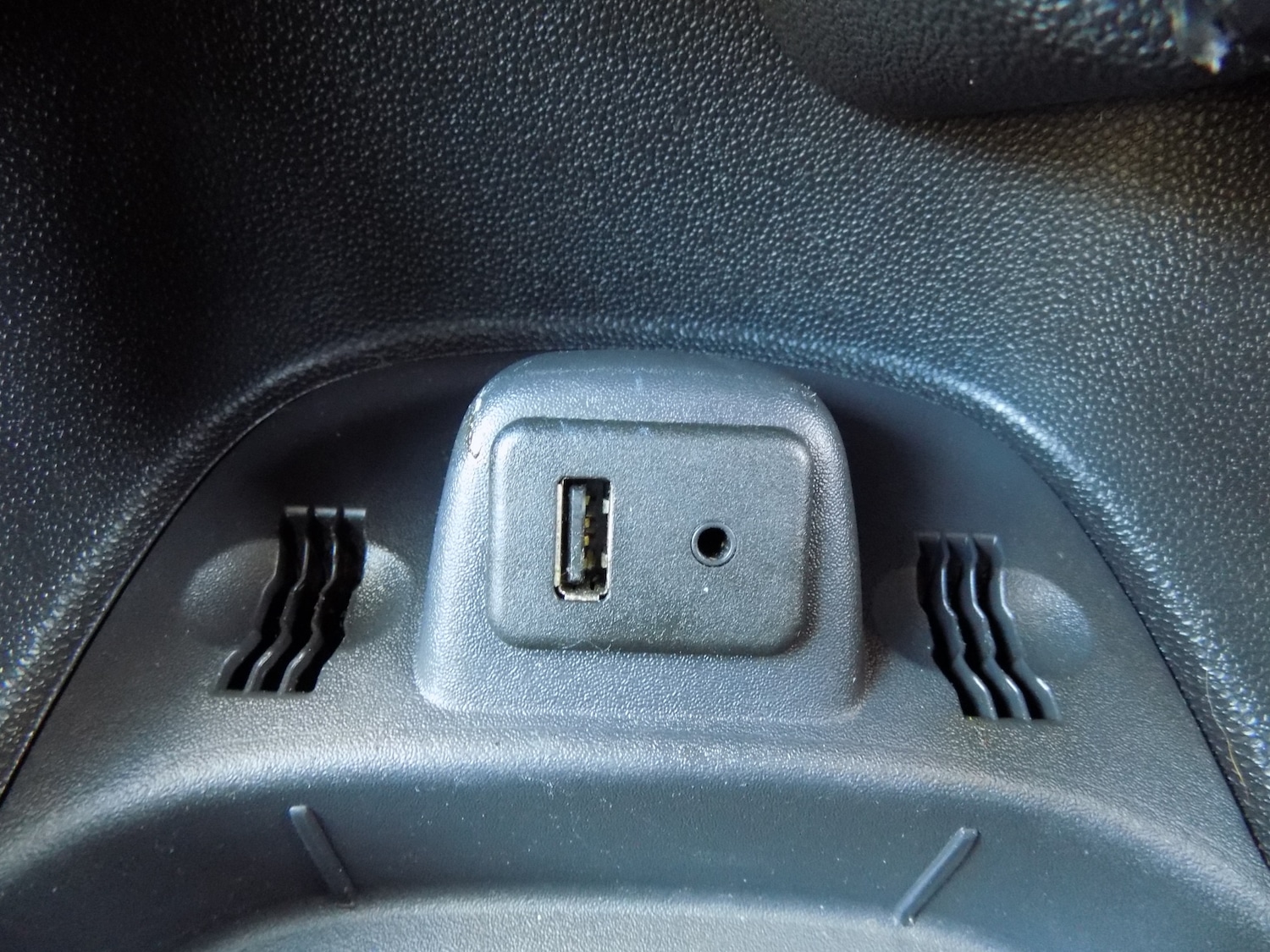 Used Vauxhall Corsa 2014 for sale - 77435342: Photo 12