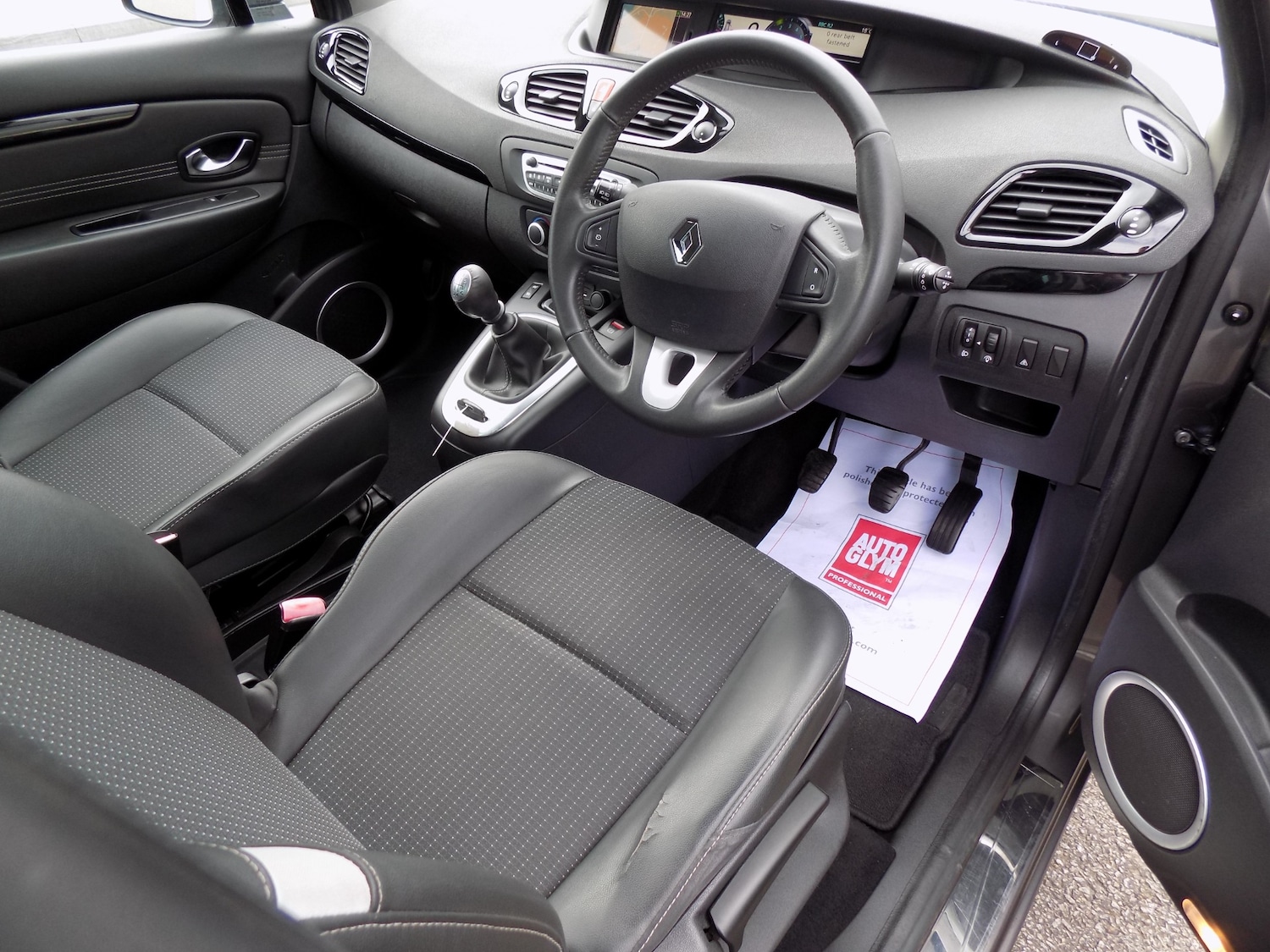 Used Renault Scenic 2011 for sale - 75970727: Photo 11