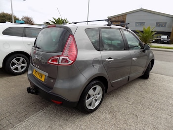 Used Renault Scenic 2011 for sale - 75970727: Photo