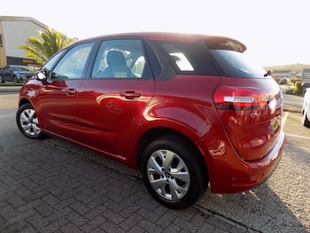 Used Citroen C4 Picasso 2014 for sale - 76450444: Photo